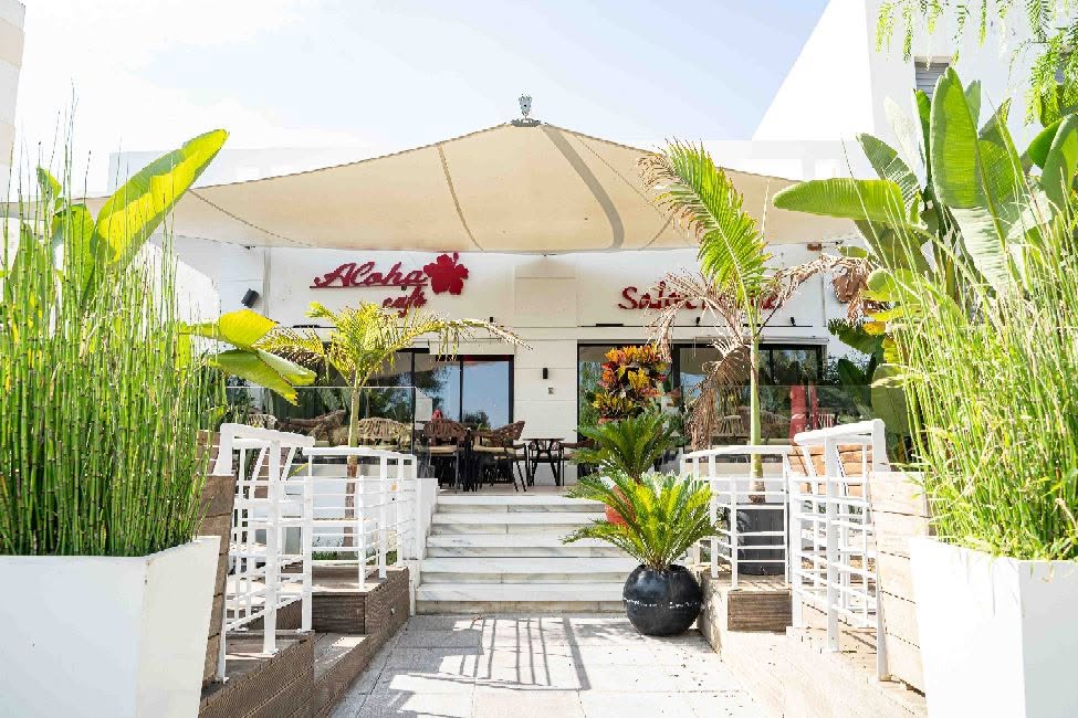 Aloha Resto Café — Terrasse